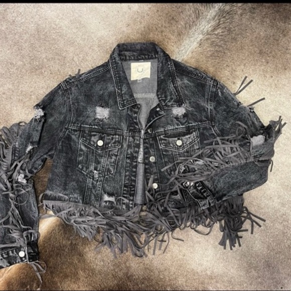 Denim Jacket with Fringe - Picture 3 of 4